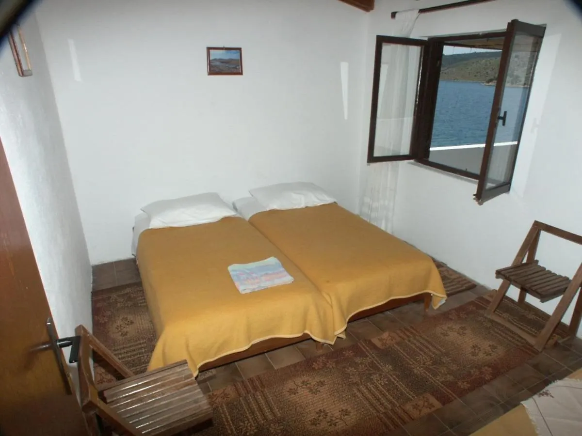 Holiday home Secluded Fisherman'S Cottage Cove Dragnjevica - Telascica, Dugi Otok - 902 Sali