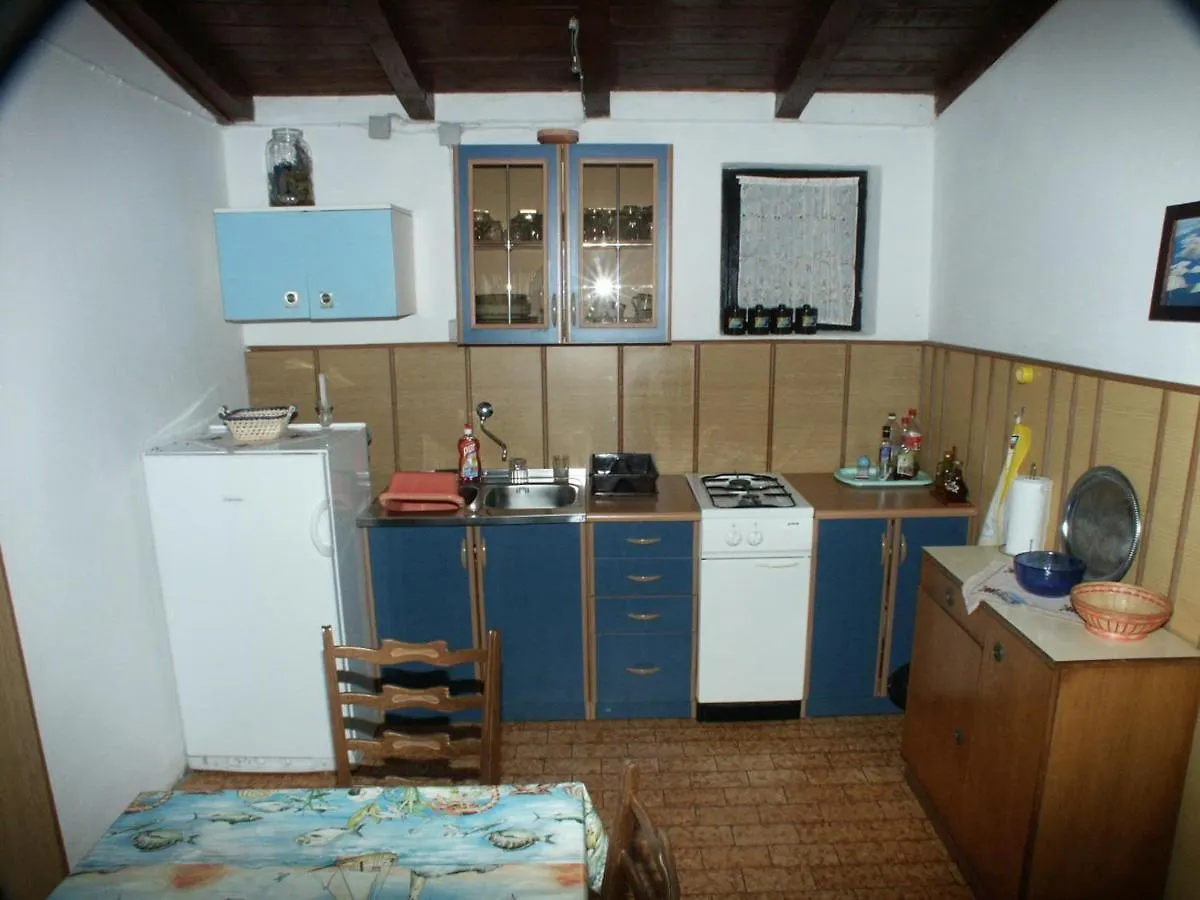 Holiday home Secluded Fisherman'S Cottage Cove Dragnjevica - Telascica, Dugi Otok - 902 Sali